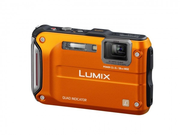 Lumix DMC-TS4PU – La cámara de todo terreno y la compacta Lumix DMC-ZS20PU