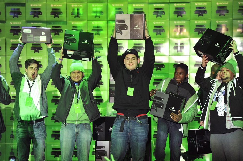 Batalla de Consolas – El Xbox One vendió un millón de unidades las primeras 24 horas