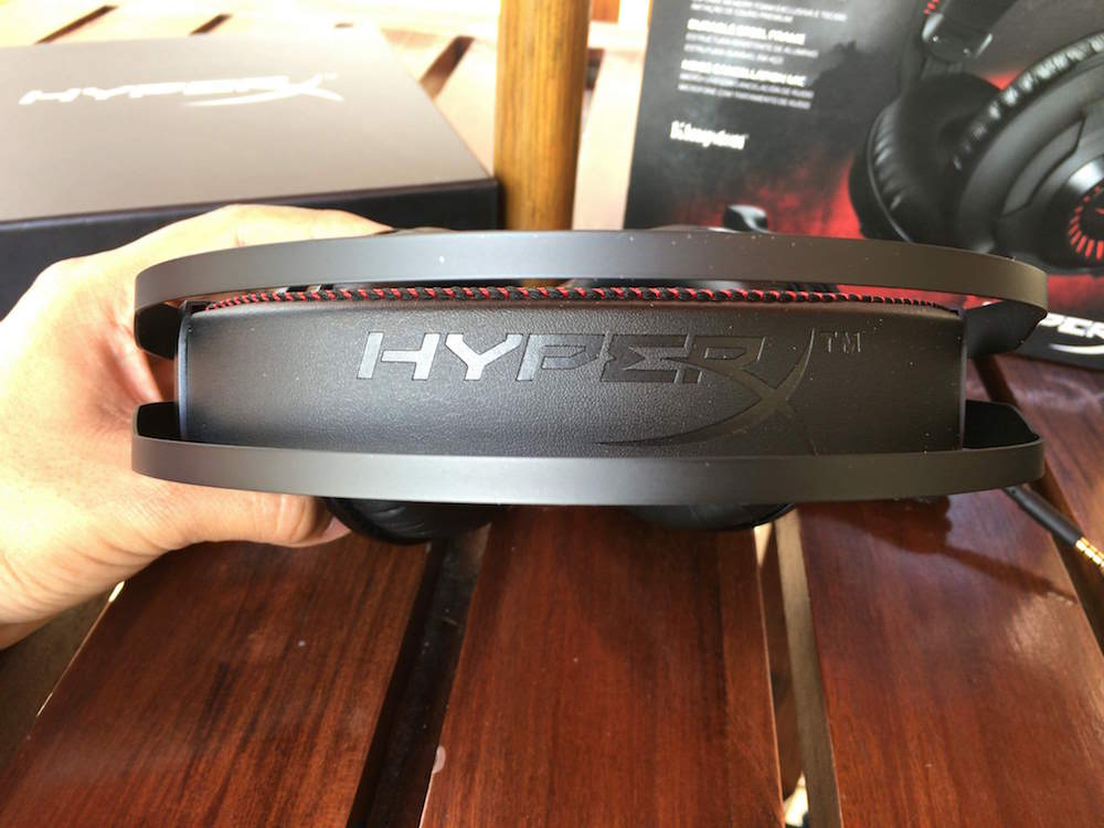 HyperX cloud Revolver