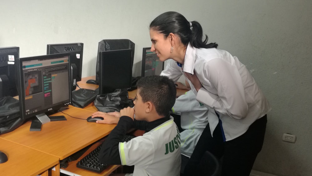 Microsoft enseña a programar gratis a niños y jóvenes
