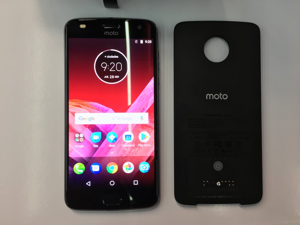 Moto Play Z2 Guatemala